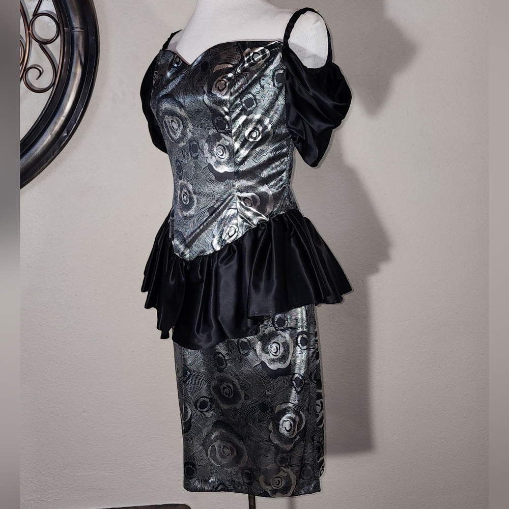 Vintage Dress 1980s Shiny Semi Sheer Floral Accent Silver Size - Picture 7 of 12
